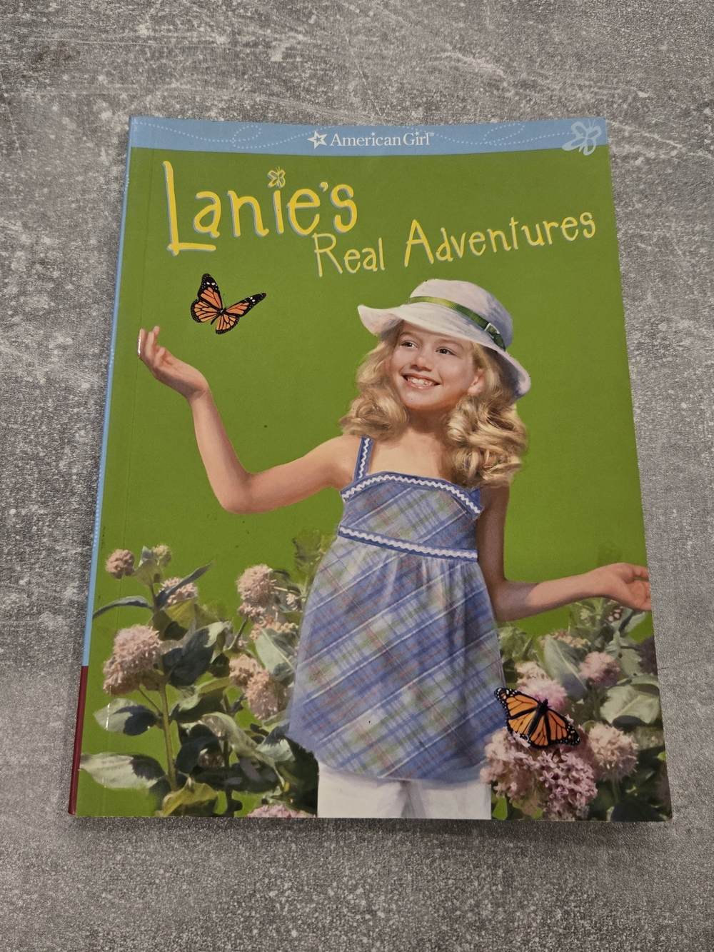 Lanie's Real Adventures (Retired American Girl) - EUC & Unread Y2k